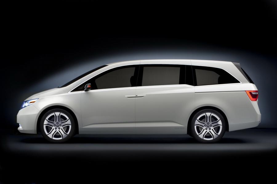  Honda Odyssey Concept 2010 года  (фото 15 из 34)